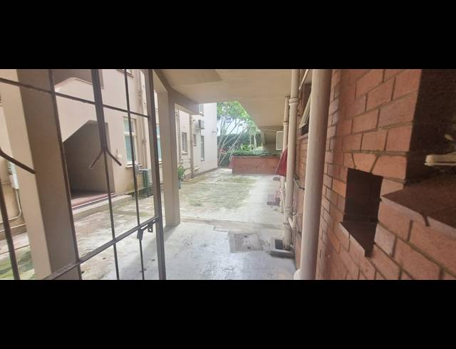 1 BEDROOM FLAT FOR SALE IN GLENWOOD